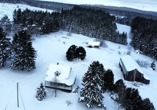 Maison à vendre - 223 Ch. de la Coulée-Carrier, Matane, G0J 3C0