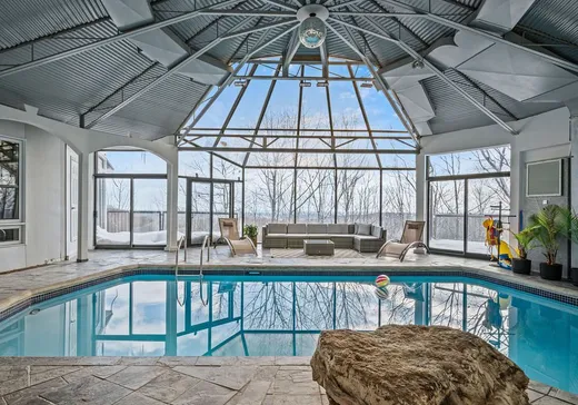 Two or more stories for sale - 131 Ch. des Chênes, Ste-Anne-Des-Lacs, J0R1B0