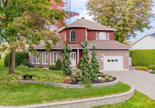 Two or more stories for sale - 83 Rue des Mélèzes, Victoriaville, G6T1K2