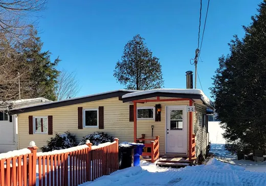 Maison à vendre - 24 Ch. de la Rive, Orford, J1X 6T5