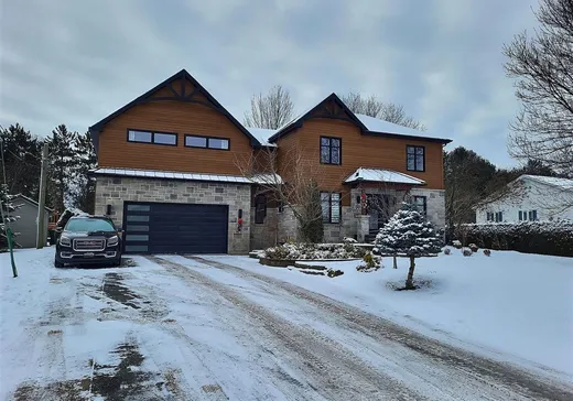 Maison à étages à vendre - 8 Rue Labonté, Victoriaville, G6T1W2