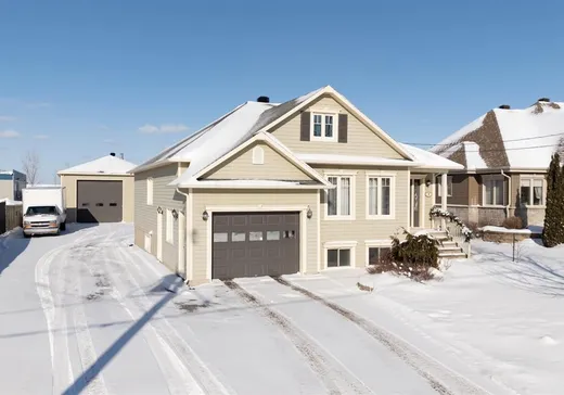 Bungalow for sale - 8 Rue Steve, Victoriaville, G6P0C4