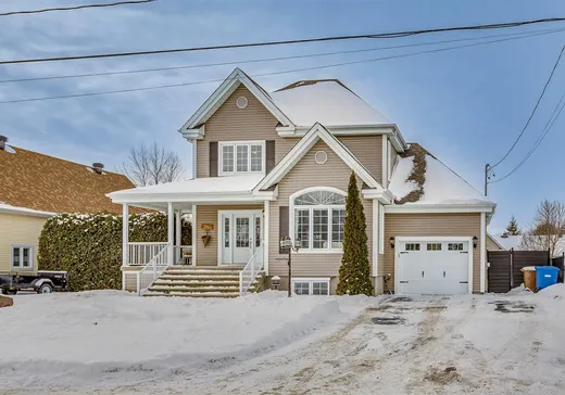 Maison à étages à vendre - 271 11e Avenue, Saint-Zotique, J0P1Z0