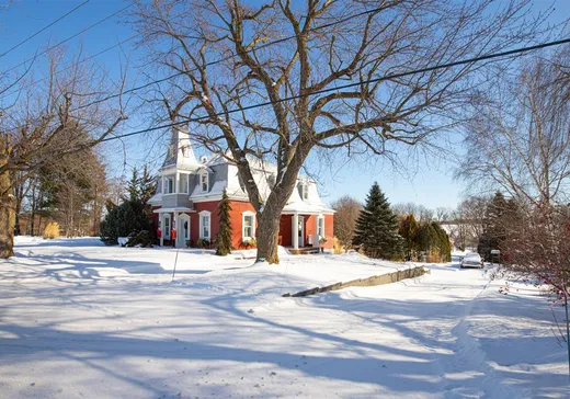 Maison à étages à vendre - 574 Ch. de St-Dominique, Saint-Valérien-de-Milton, J0H2B0