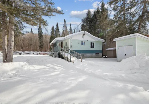 Maison à vendre - 8 Rue Séguin, Notre-Dame-de-la-Paix, J0V 1P0