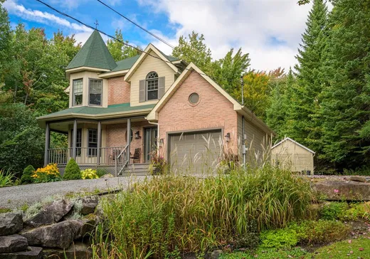 Two or more stories for sale - 13 Ch. du Bouton-d'Argent, Ste-Anne-Des-Lacs, J0R1B0