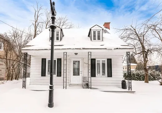 Maison à vendre - 142 Boul. de l'Ange-Gardien, L'Assomption, J5W 1R4