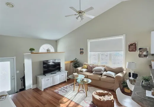 Maison à vendre - 3405 Rue Galt O., Sherbrooke, J1K 3B9