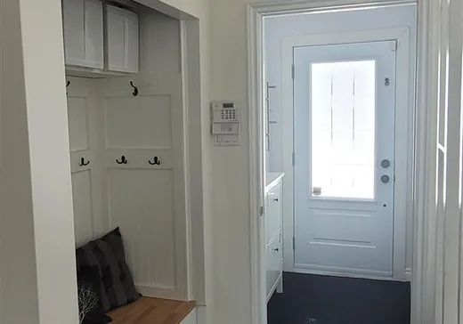 Maison à vendre - 3440 Rue Beauséjour, Montréal (Saint-Laurent), H4K 1W6