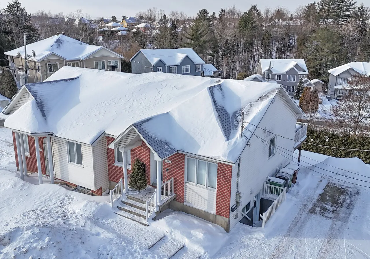Maison à vendre - 3397 Rue Galt O., Sherbrooke, J1K 3B9