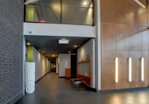 Condo for sale - 5077 Rue Paré, Montreal (Côte-des-Neiges), H4P 1P4