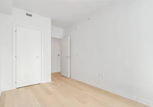 Condo for sale - 1485 Rue des Bassins, Montreal (Downtown), H3C 1B7