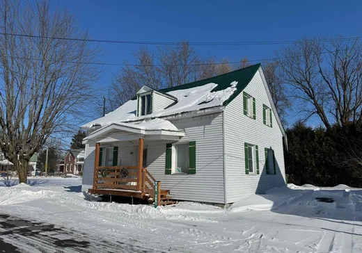 House for sale - 821 Rue de Varennes, Massueville, J0G 1K0
