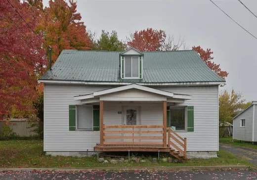 House for sale - 821 Rue de Varennes, Massueville, J0G 1K0