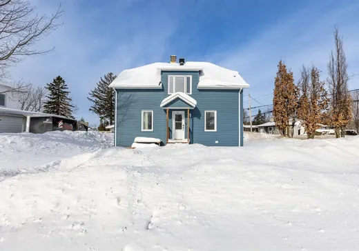 House for sale - 13 Boul. Alphonse-Desjardins, St-Anselme, G0R 2N0