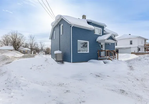 House for sale - 13 Boul. Alphonse-Desjardins, St-Anselme, G0R 2N0