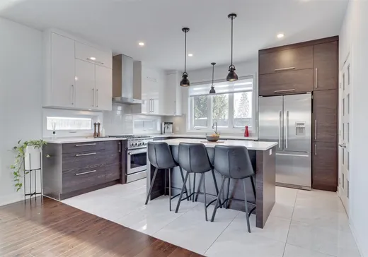 Maison à vendre - 7679 Boul. Lévesque E., Montréal (Villeray), H7A 1S7
