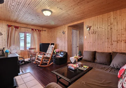 Maison à vendre - 1283 Rg des Chalets, Sainte-Clotilde-de-Horton, J0A 1H0