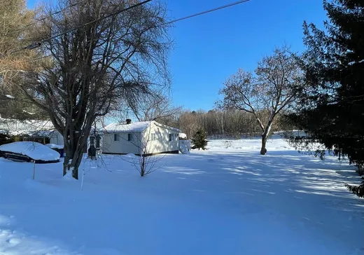Bungalow à vendre - 1119 Route Therrien, Sainte-Clotilde-de-Horton, J0A1H0