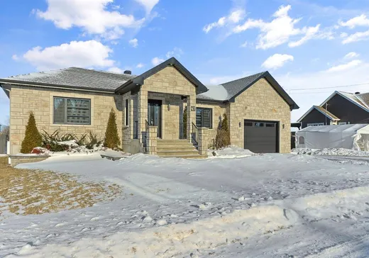 House for sale - 47 Rue Jean-François, St-Jean-Chrysostome, J0S 1R0