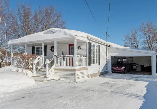 Maison à étages à vendre - 82 Rue Martin, Blainville, J7B1E2