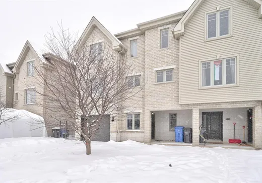 Maison à étages à vendre - 7874 Rue Lemelin, Brossard, J4Y0C2