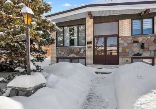 Maison à vendre - 1318 Boul. Des Ormeaux, Le Vieux-Longueuil, J4M 1E9