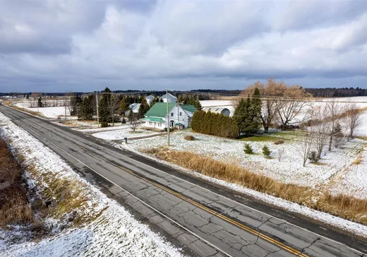 1 1/2 Storey for sale - 1814 Route 161, Saint-Valère, G1P1M0