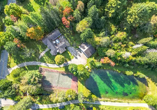 Bungalow à vendre - 1395 Ch. du Lac-Renaud, Sainte-Adèle, J8B2T5