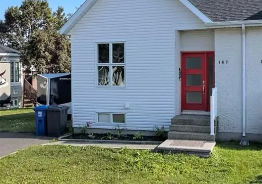 Bungalow à vendre - 167 Rue Carrier, Matane, G4W4P5