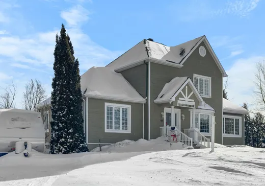 Maison à vendre - 100 Rue Morin, St-Denis-Sur-Richelieu, J0H 1K0