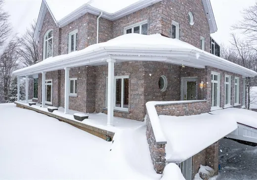 Maison à vendre - 25 Rue Dominique, Ste-Catherine-De-Hatley, J0B 1W0