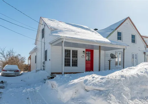 Two or more stories for sale - 524 Rue Gosselin, Wotton, J0A1N0