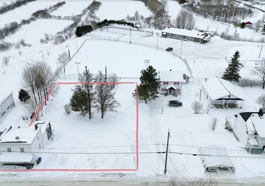 Maison à vendre - 528 Rue Principale, St-Malachie, G0R 4L0