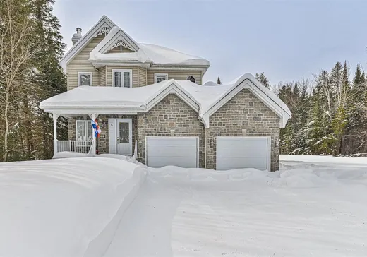 Maison à étages à vendre - 25 Rue du Joli-Bosquet, Sainte-Marguerite-du-Lac-Masson, J0T1L0