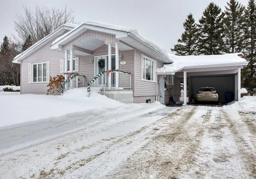 Bungalow à vendre - 375 Rue Champagnat, Thetford Mines, G0N1E0