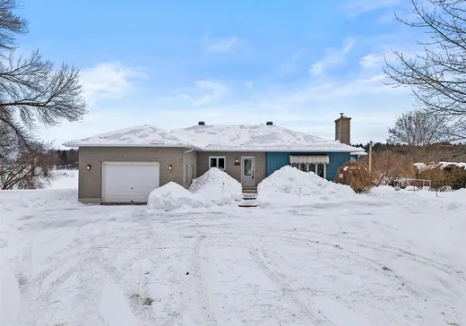 Maison à vendre - 1430 Ch. du Golf O., Drummondville, J2B 8A8