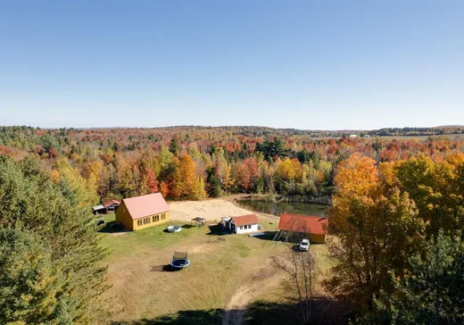 Hobby Farm for sale - 865-865A 8e Rang, Saint-Félix-de-Kingsey, J0B 2T0