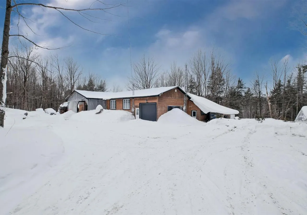 Maison à vendre - 737 Route 243, Kingsbury, J0B 1X0