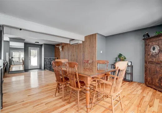 Maison à vendre - 737 Route 243, Kingsbury, J0B 1X0