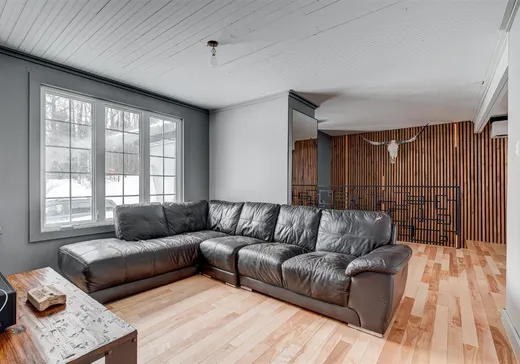 Maison à vendre - 737 Route 243, Kingsbury, J0B 1X0
