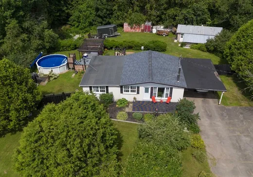 Maison à vendre - 1997 Ch. d'Adamsville, Bromont, J2L 2Z7