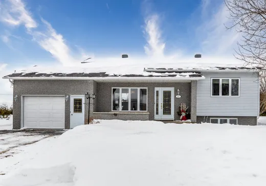 Maison à étages à vendre - 22 Rue Grégoire, Huntingdon, J0S1H0