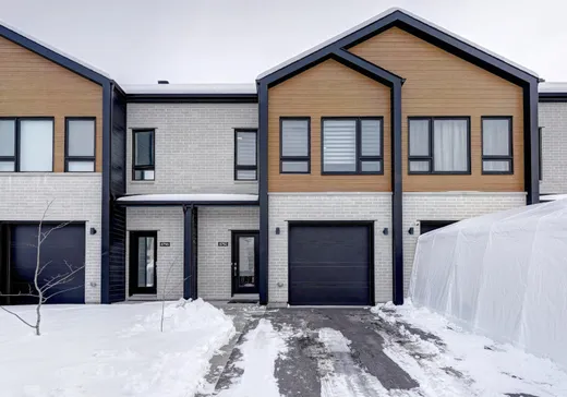 Two or more stories for sale - 8792 Rue de l'Apothicaire, Mirabel, J7N3S4