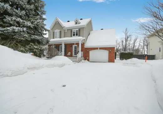 Maison à étages à vendre - 131 Av. du Sablon, Mont-Laurier, J6L4W3