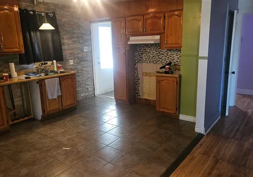 Maison à vendre - 10760 Boul. St-Michel, Montréal (Nord), H1H 5H6