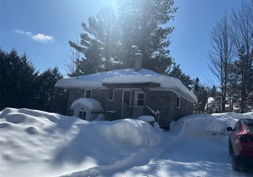 Chalet à vendre - 2445 Rue de l'Église, Val David, J0T2N0