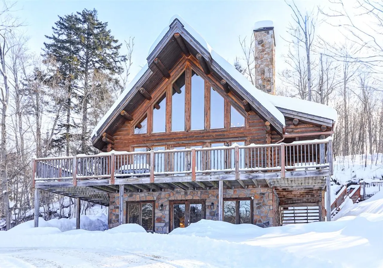 Maison à vendre - 973 Ch. des Pionniers, Mont-Tremblant, J0T 1H0