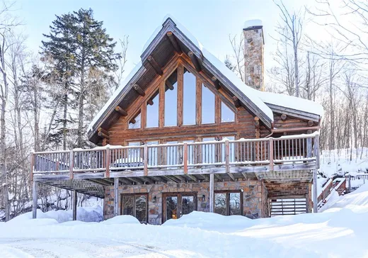 Two or more stories for sale - 973 Ch. des Pionniers, Mont-Tremblant, J0T1H0