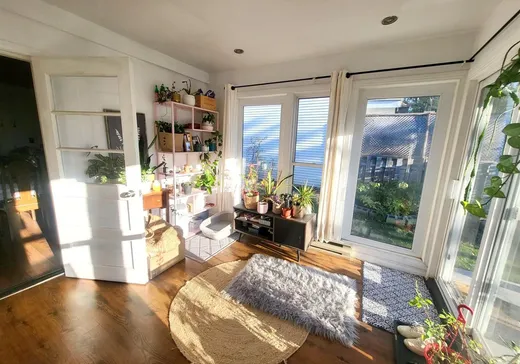 Maison à vendre - 480 Av. Ste-Croix, Montréal (Saint-Laurent), H4L 3X5